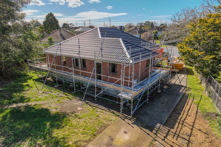 Photo of property in 32 Larsen Street, Otara, Auckland, 2025