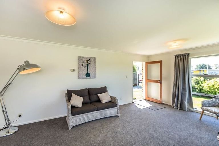 Photo of property in 2 School Road, Halswell, Christchurch, 8025