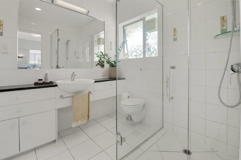 Photo of property in 1/47 Clarence Street, Devonport, Auckland, 0624