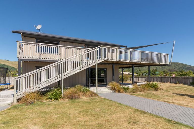 Photo of property in 136 Lisland Drive, Kinloch, Taupo, 3377