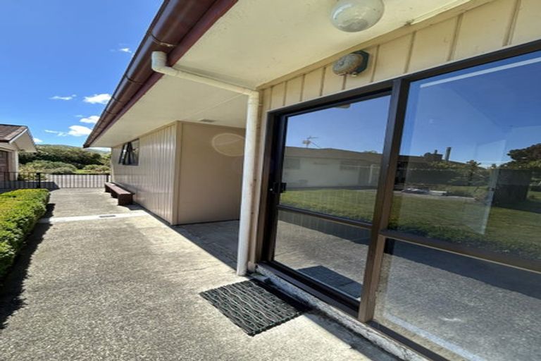 Photo of property in 298b Paekakariki Hill Road, Paekakariki Hill, Porirua, 5381