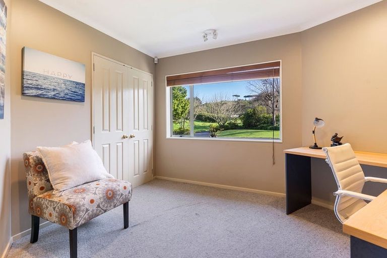 Photo of property in 81 Polo Prince Drive, Totara Park, Manurewa, 2576