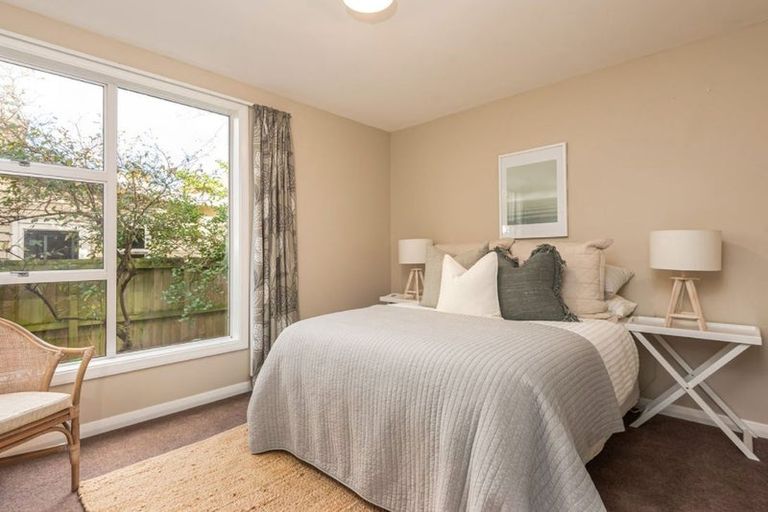 Photo of property in 39a Main Road, Redcliffs, Christchurch, 8081