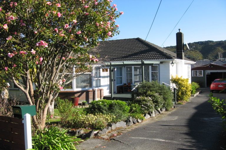 Photo of property in 15 Bull Avenue, Wainuiomata, Lower Hutt, 5014