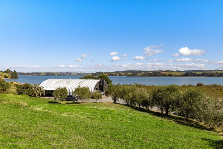 Photo of property in 68 Goodall Road, Snells Beach, 0920