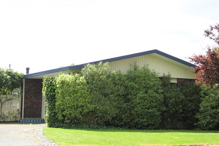 Photo of property in 4 Parkhouse Drive, Rangiora, 7400