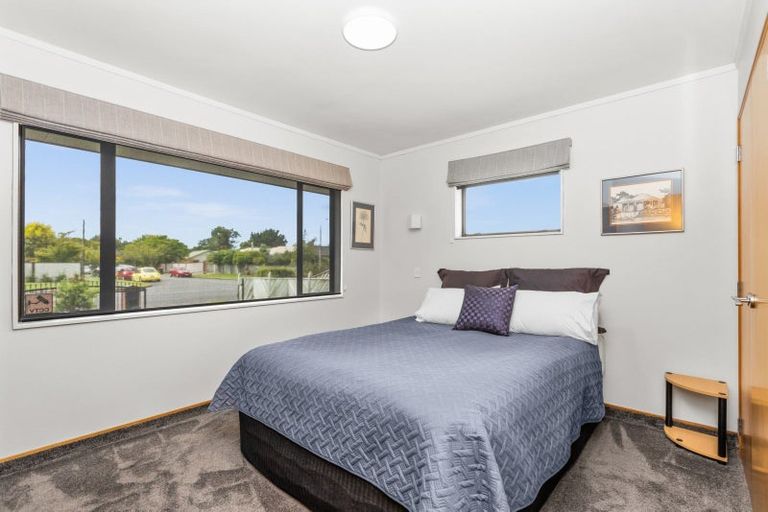 Photo of property in 210 Auckland Road, Greenmeadows, Napier, 4112