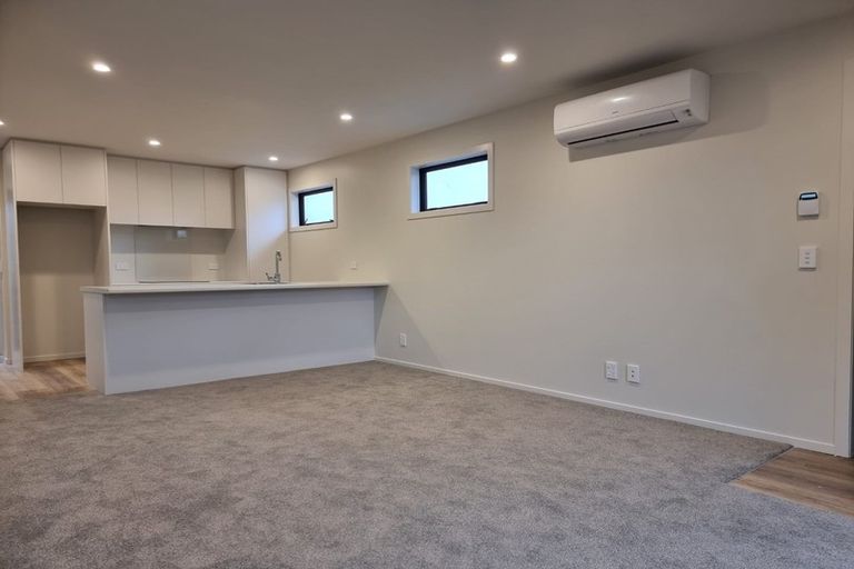 Photo of property in 2/338 Oxford Terrace, Avalon, Lower Hutt, 5011