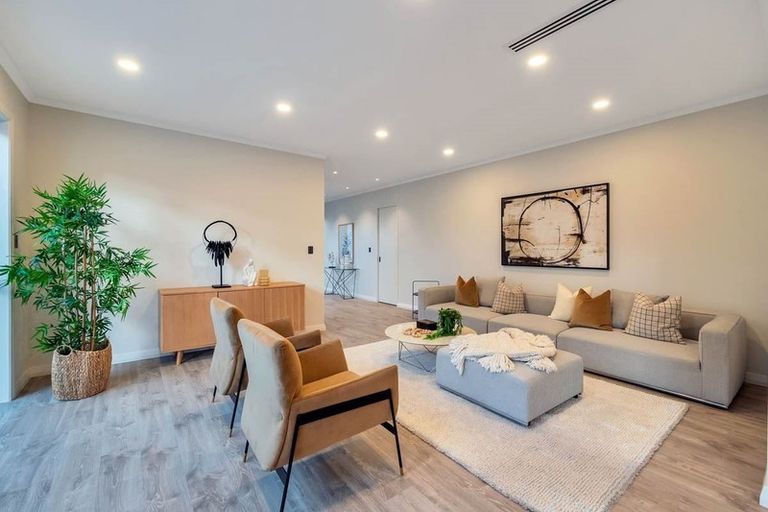 Photo of property in 62 Headland Drive, Long Bay, Auckland, 0630