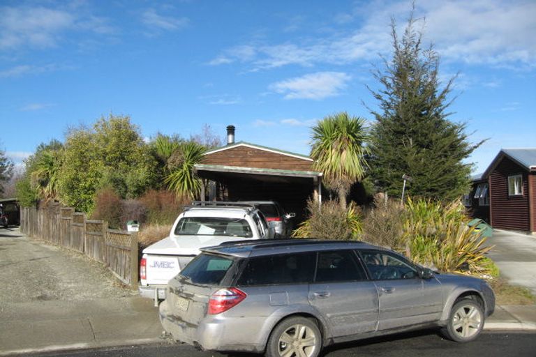 Photo of property in 13 Achilles Place, Wanaka, 9305