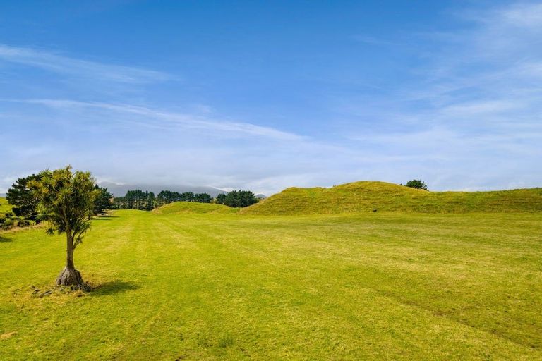 Photo of property in 955 Opua Road, Opunake, 4681