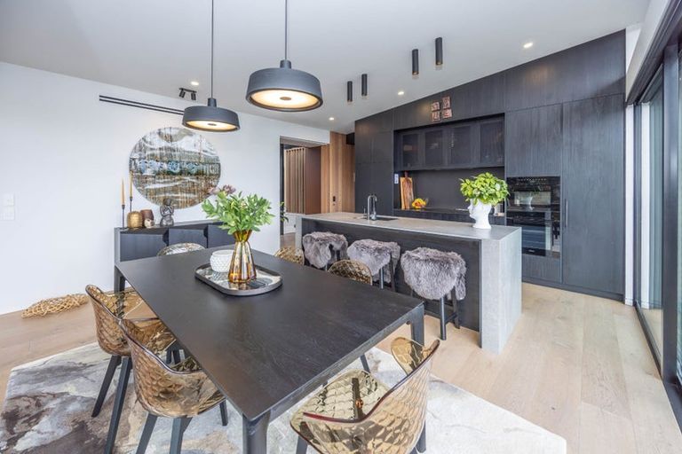 Photo of property in 43 Saint Andrews Terrace, St Andrews, Hamilton, 3200