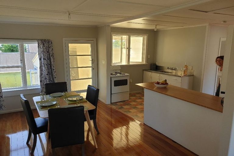 Photo of property in 1/7 Savoy Road, Glen Eden, Auckland, 0602