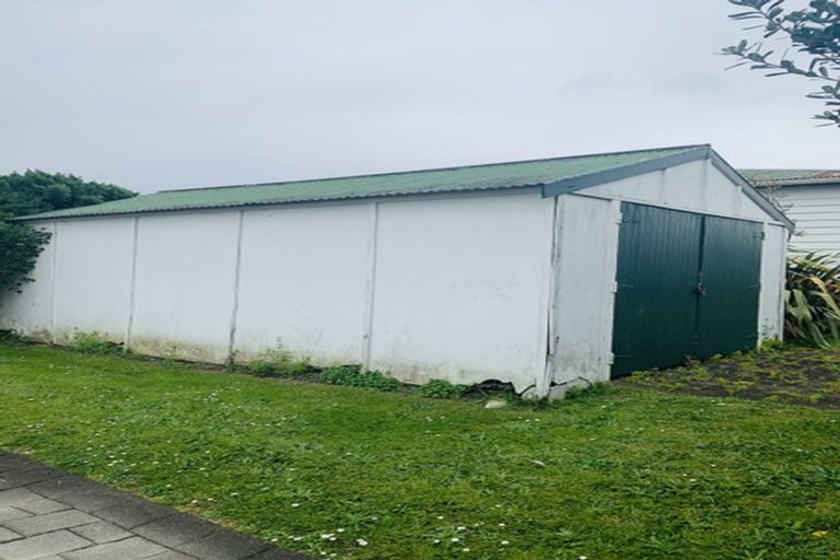 Photo of property in 1/27 Railway Street West, Papakura, 2110