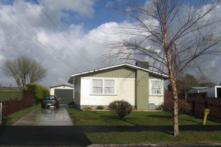 Photo of property in 4 Cricket Place, Melville, Hamilton, 3206