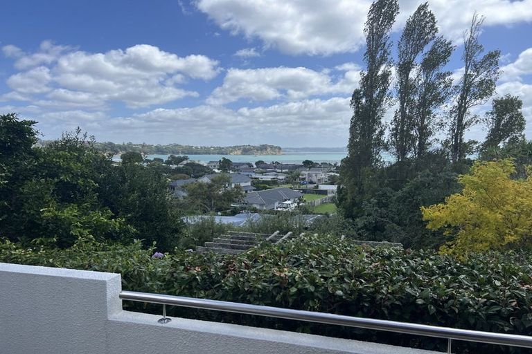 Photo of property in 17a Beach Road, Manly, Whangaparaoa, 0930