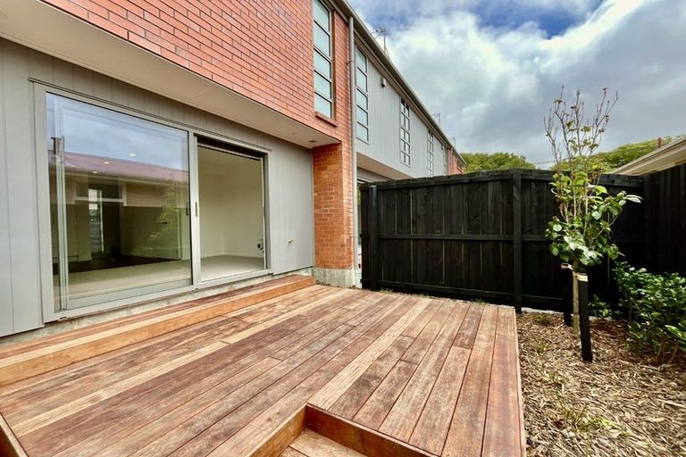 Photo of property in 4/94 Mathesons Road, Phillipstown, Christchurch, 8011