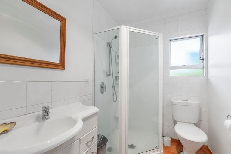Photo of property in 9 Pinedale Place, Henderson, Auckland, 0610