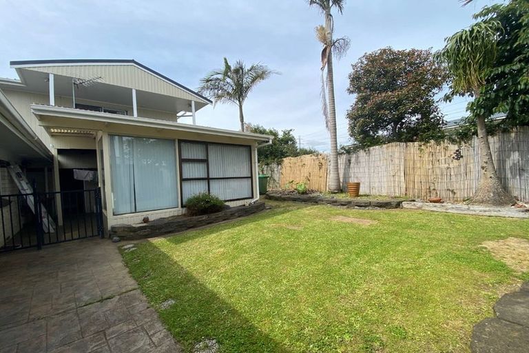 Photo of property in 11 Bexley Place, Pahurehure, Papakura, 2113
