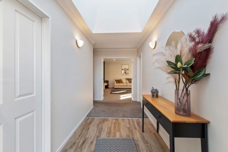 Photo of property in 90 Lowes Road, Rolleston, 7614