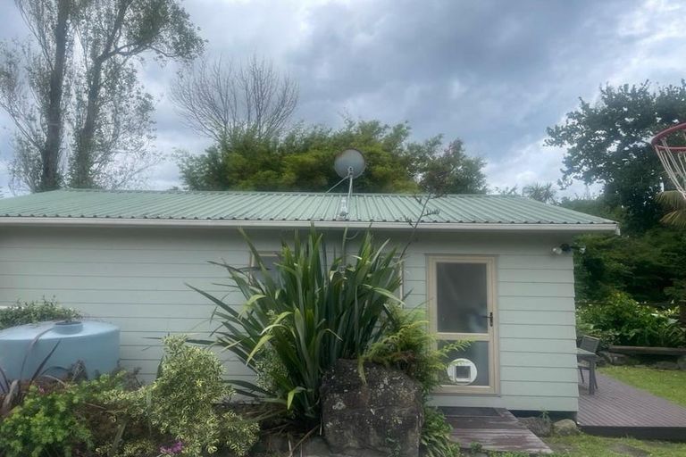 Photo of property in 10 Linwood Avenue, Forrest Hill, Auckland, 0620