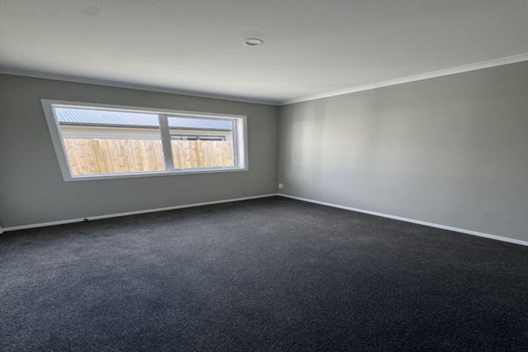 Photo of property in 16 Harry Martin Lane, Wainuiomata, Lower Hutt, 5014