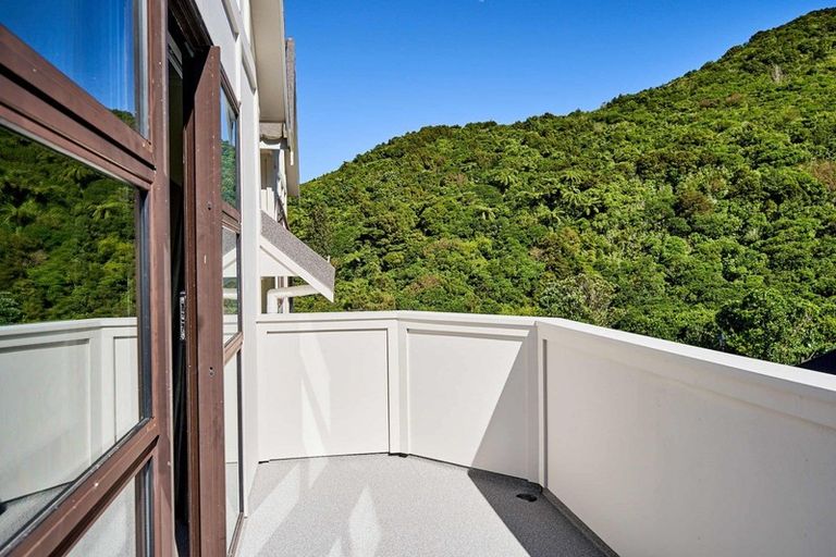 Photo of property in 7 Ridvan Grove, Ngaio, Wellington, 6035