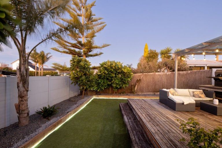 Photo of property in 132a Dickson Road, Papamoa Beach, Papamoa, 3118