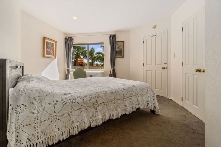 Photo of property in 29 Ferntree Terrace, West Harbour, Auckland, 0618