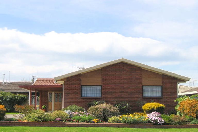 Photo of property in 1 Laburnum Glen, Mount Maunganui, 3116