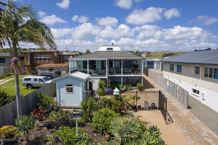 Photo of property in 104 State Highway 10, Coopers Beach, 0420