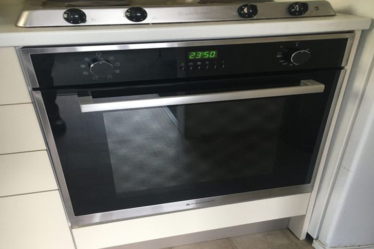 Photo of property in 19 George Street, Thorndon, Wellington, 6011