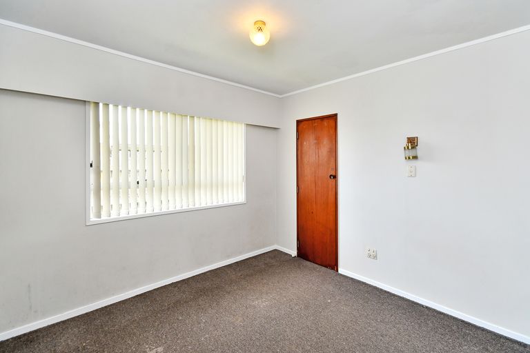 Photo of property in 2/162 Porchester Road, Papakura, 2110