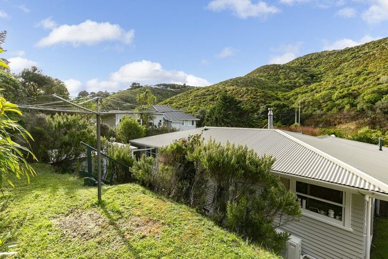 Photo of property in 285 Happy Valley Road, Owhiro Bay, Wellington, 6023