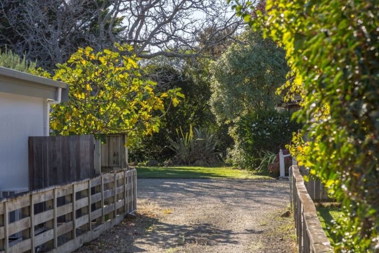 Photo of property in 41a Esther Street, Martinborough, 5711