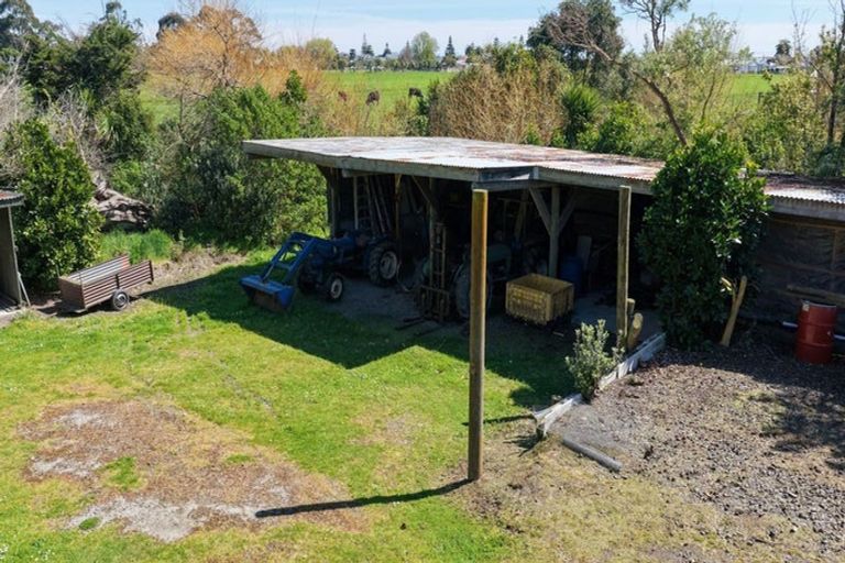 Photo of property in 22 Walkers Road, Longburn, Palmerston North, 4477