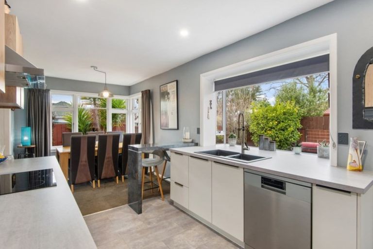 Photo of property in 1/11 Harris Crescent, Papanui, Christchurch, 8053