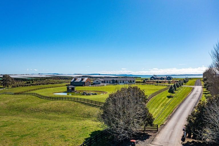 Photo of property in 80 Ewen Place, Karaka, Papakura, 2580