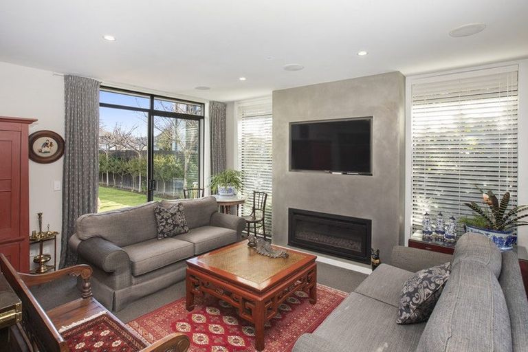 Photo of property in 28 Devonport Lane, St Albans, Christchurch, 8014