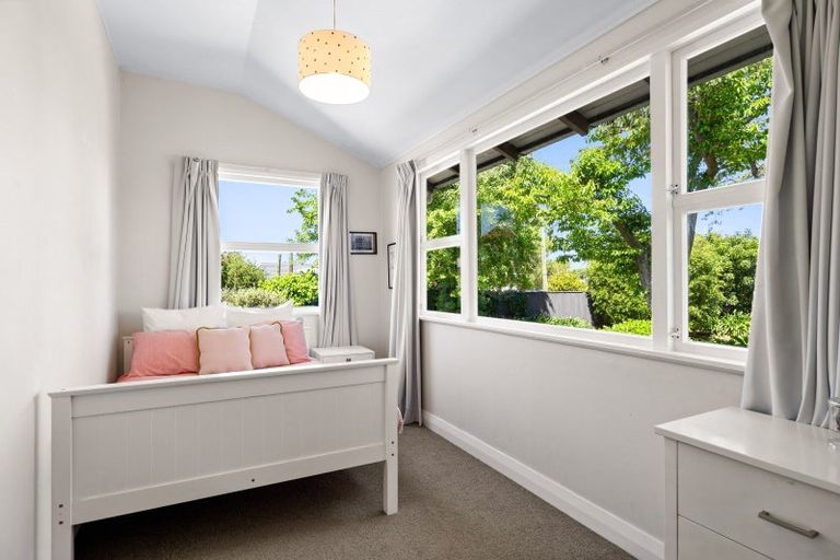 Photo of property in 3 Moeller Street, Taradale, Napier, 4112