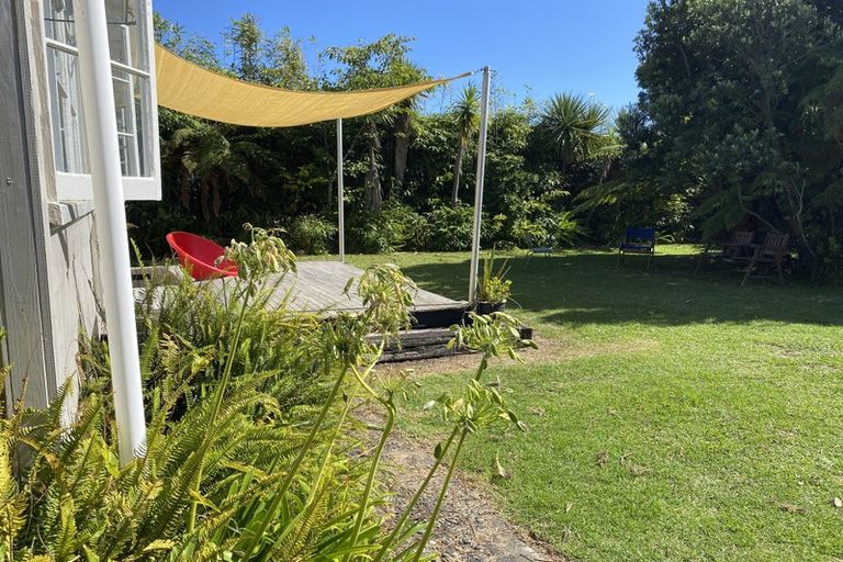 Photo of property in 9 Main Rd Ngakawau, Ngakawau, 7824