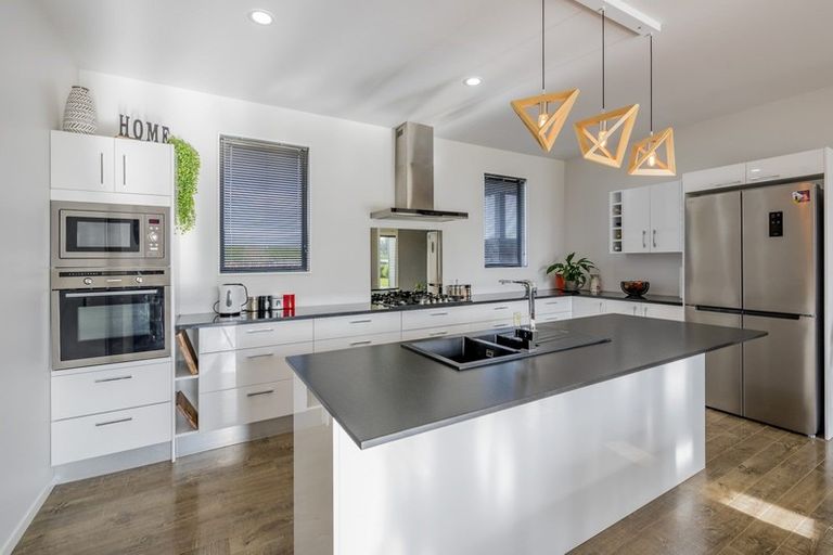 Photo of property in 11 Pinot Crescent, Ohau, Levin, 5570