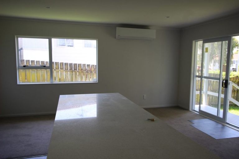 Photo of property in 2 Frank Hewitt Street, Pukekohe, 2120