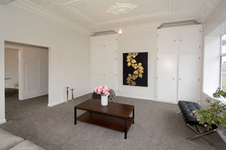 Photo of property in 15 West Avenue, Saint Clair, Dunedin, 9012