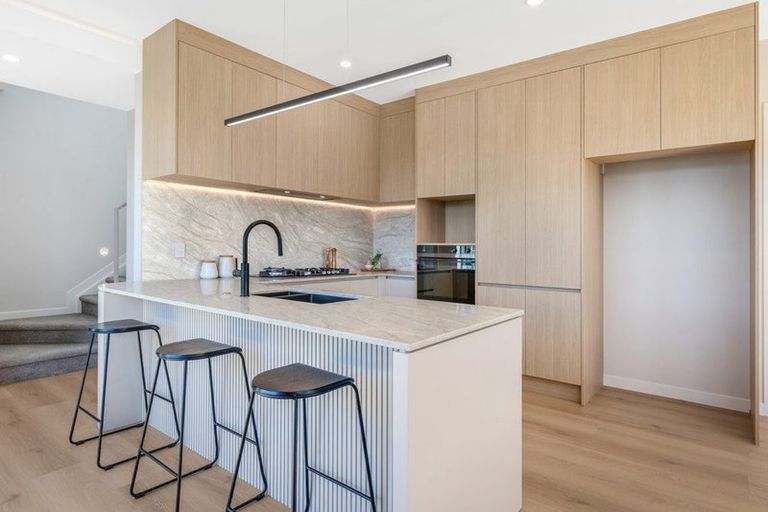 Photo of property in 13a Liam Place, Half Moon Bay, Auckland, 2012