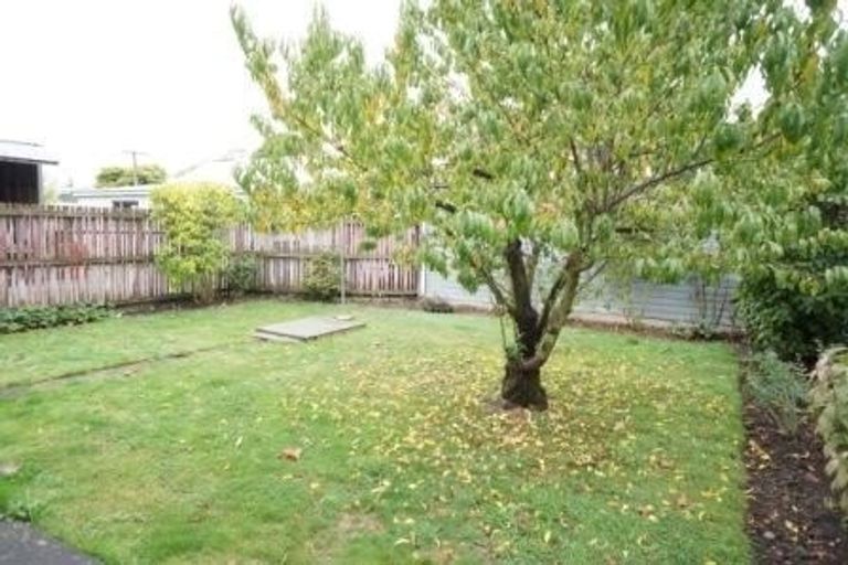 Photo of property in 13 Queen Street, Rangiora, 7400