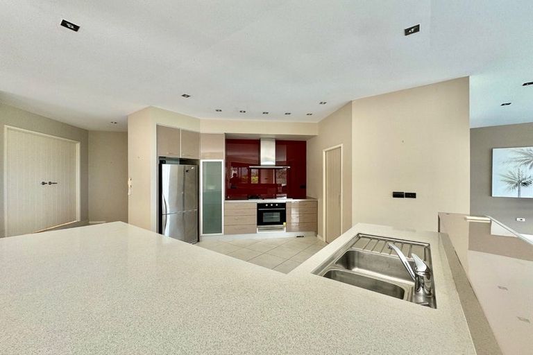 Photo of property in 45 Harry Dreadon Road, Opaheke, Papakura, 2584