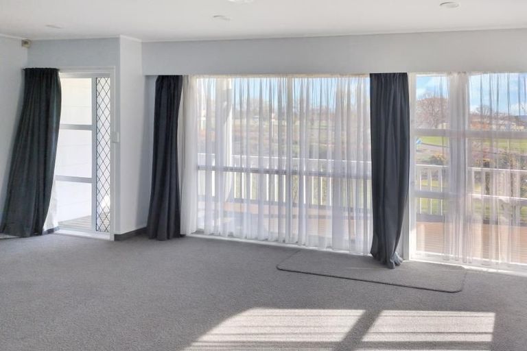 Photo of property in 147 Westminster Avenue, Tamatea, Napier, 4112