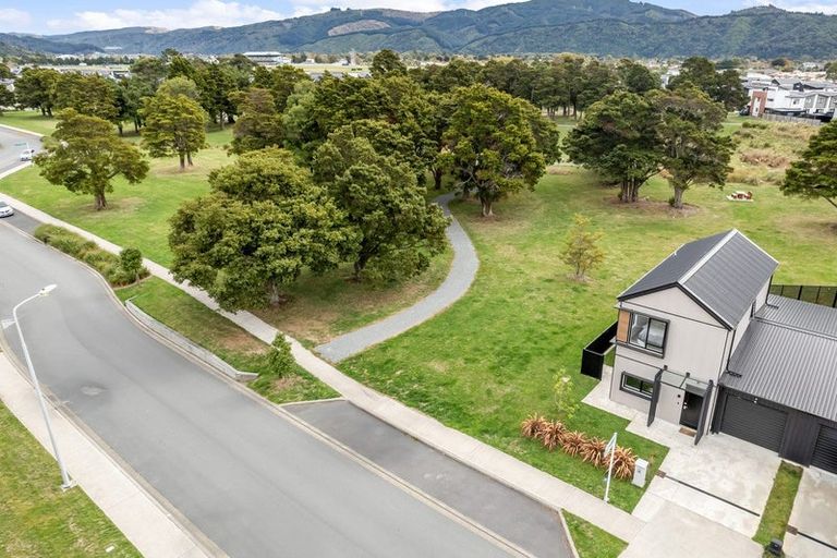 Photo of property in 84 Mawai Hakona Drive, Wallaceville, Upper Hutt, 5018