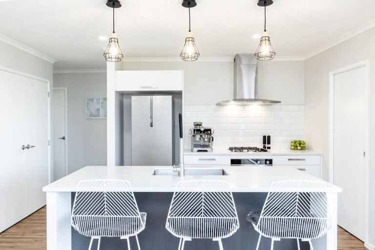 Photo of property in 15 Hikawera Drive, Frimley, Hastings, 4120